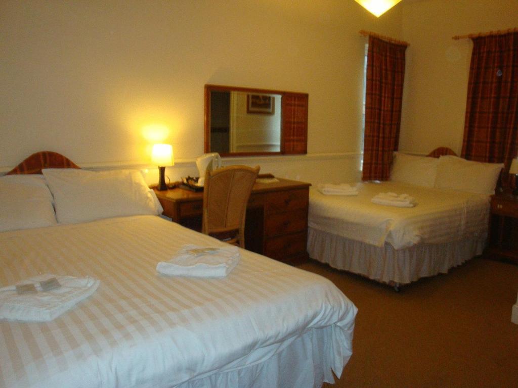Garden Lodge Hotel Лечуърт Стая снимка